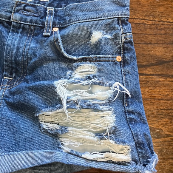 7 For All Mankind Distressed Tattered Shorts, Size 25 - Picture 8 of 13